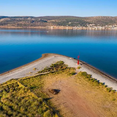 Apartment Agava-miran Odmor Uz Borovu Sumu