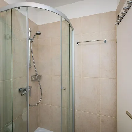 Apartment Agava-miran Odmor Uz Borovu Sumu *
